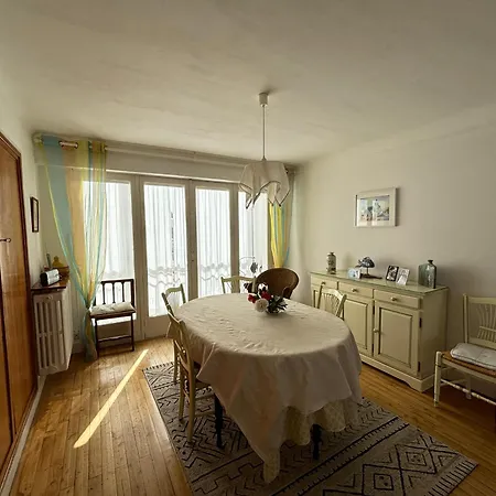 T3 Avec Garage Et Equipements Complets - Fr-1-197-612 *