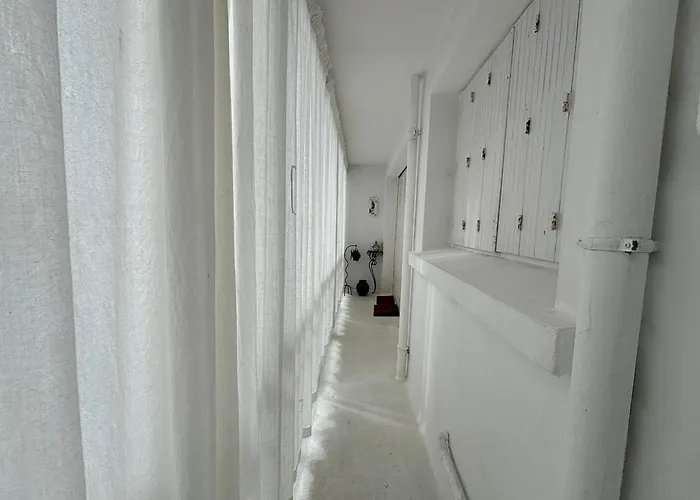 Apartmán T3 Avec Garage Et Equipements Complets - Fr-1-197-612 *